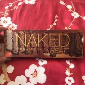 Urban Decay Naked Heat Palette